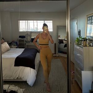 TAVI Yellow Sports Bra & Legging Set